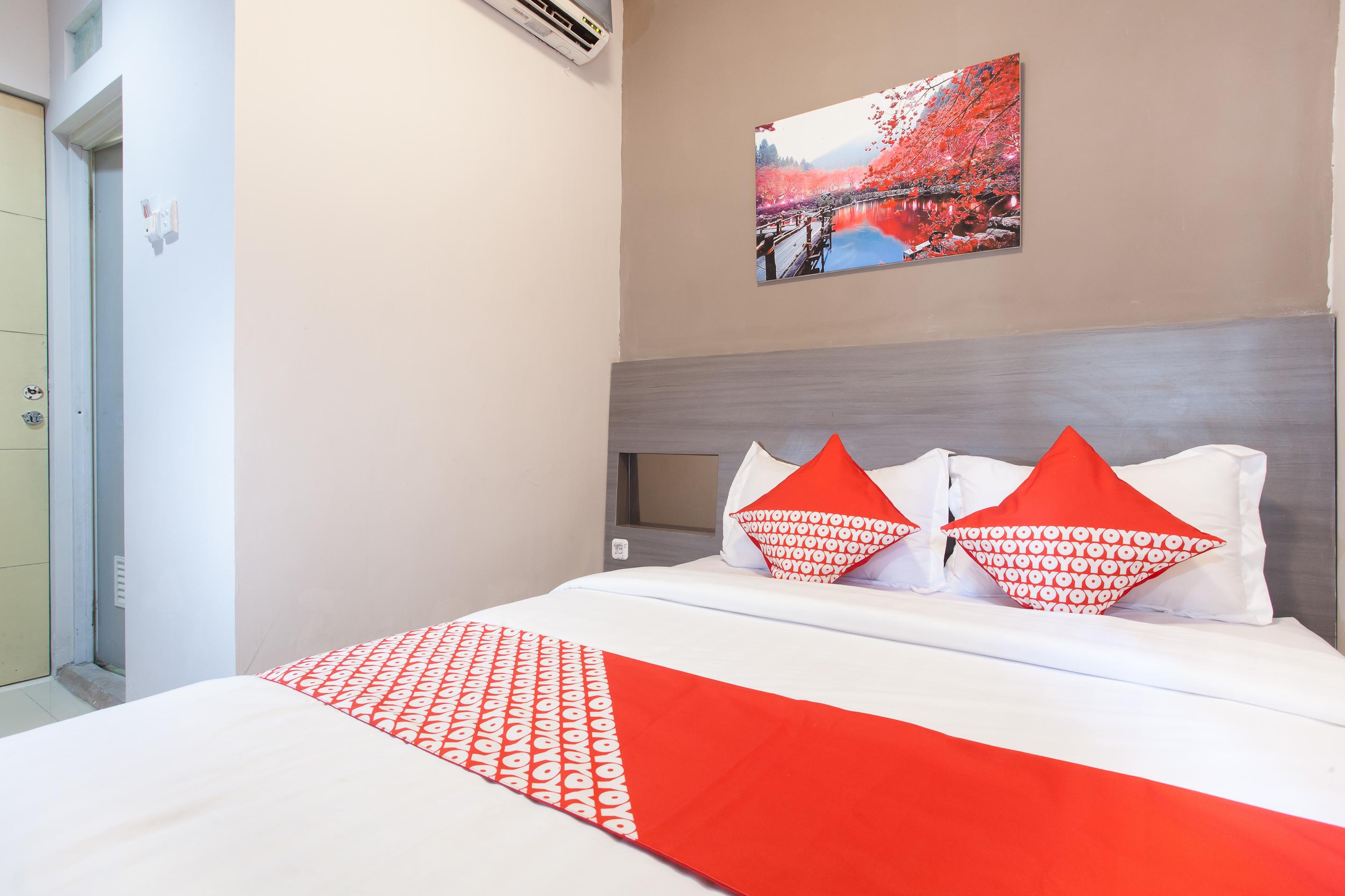We Stay Residence Redpartner Surabaya Esterno foto