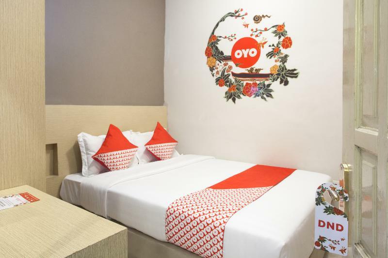 We Stay Residence Redpartner Surabaya Esterno foto